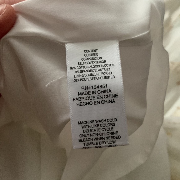 Wayf Ivory Smocked Floral Midi dress size S - Picture 7 of 7